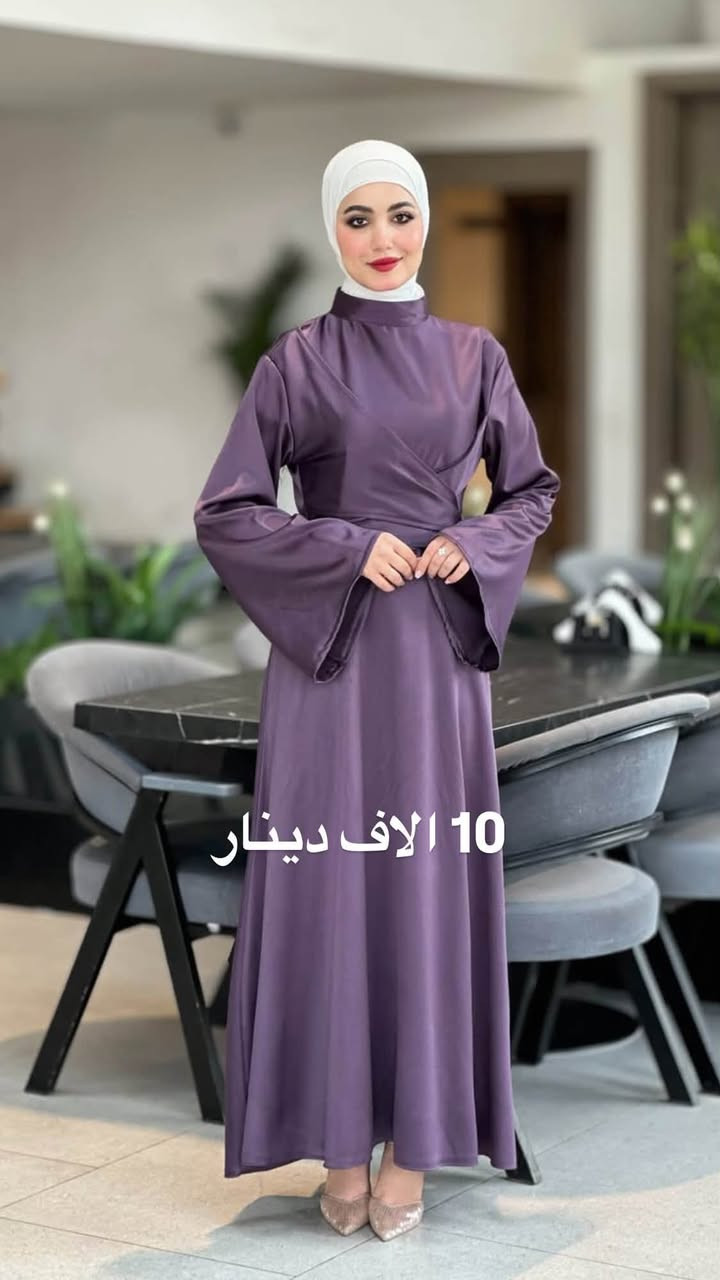 شلعة الكميه تقريبا 100 قطعه القطعه 10 الاف بعدهم بل جيس وتصويري الخاص هذا القياسات كاملة للتواصل خاص او ***********

نص مكتوب في الصور:
- 10 آلاف دينار
- 10 الاف دينار
- 10 الاف فقط قطع اخيره