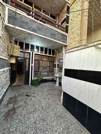 للإيجار 85 متر يحتوي / استقبال ومطبخ وغرف نوم عدد 4نوم وخدمات٣طوابق   ...