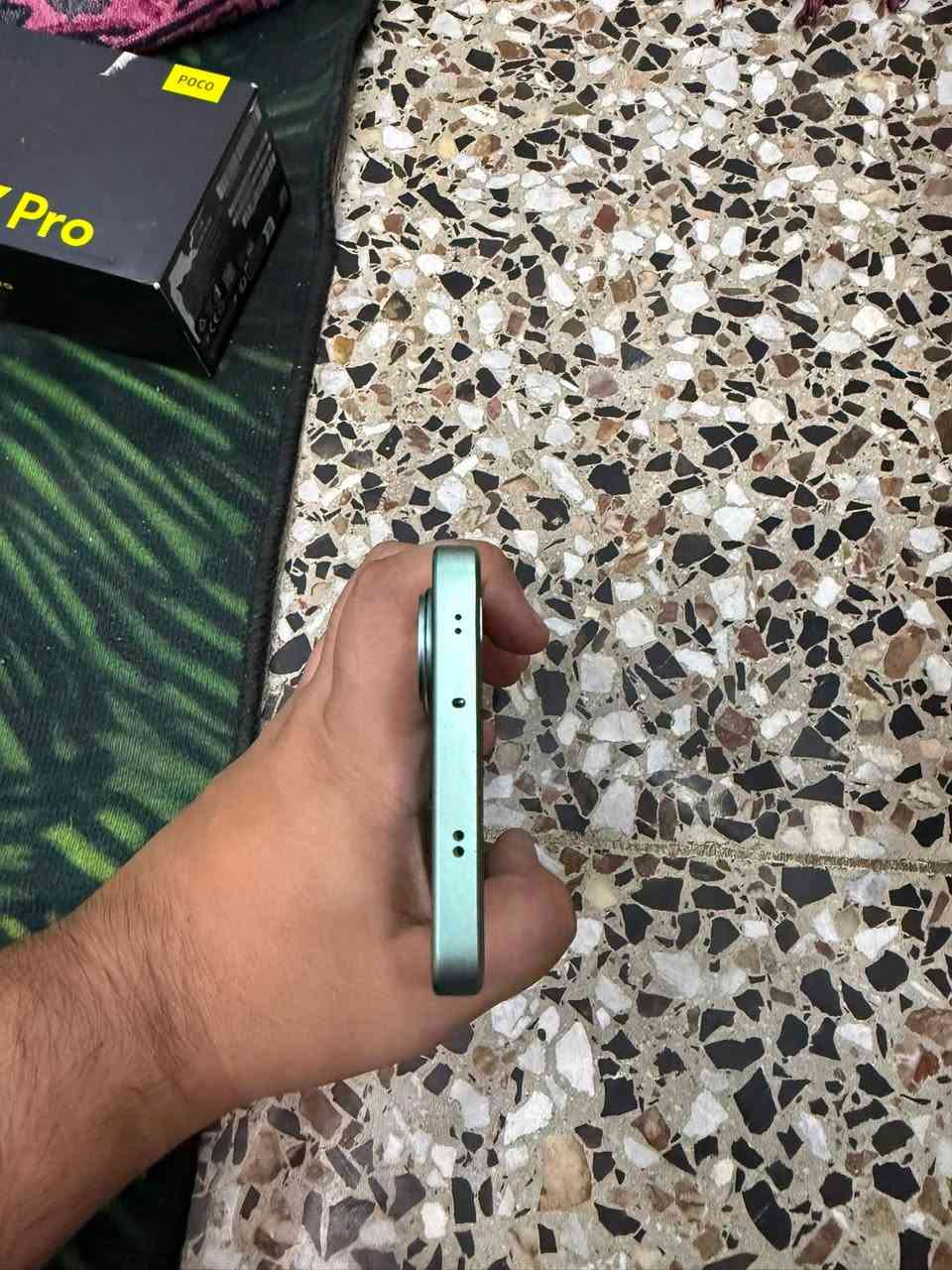 سلام عليكم جهاز بوكو x7 برو ذاكره ٥١٢جهاز ما مبدل بي ايشي جهاز مكفول من فتح ويه كارتونه فقط وجهاز يفعل ١٢٠فريم بوبجي وجهاز بي وضخ شويه بلضهر وسعره ٣٧٥ رقم ***********
