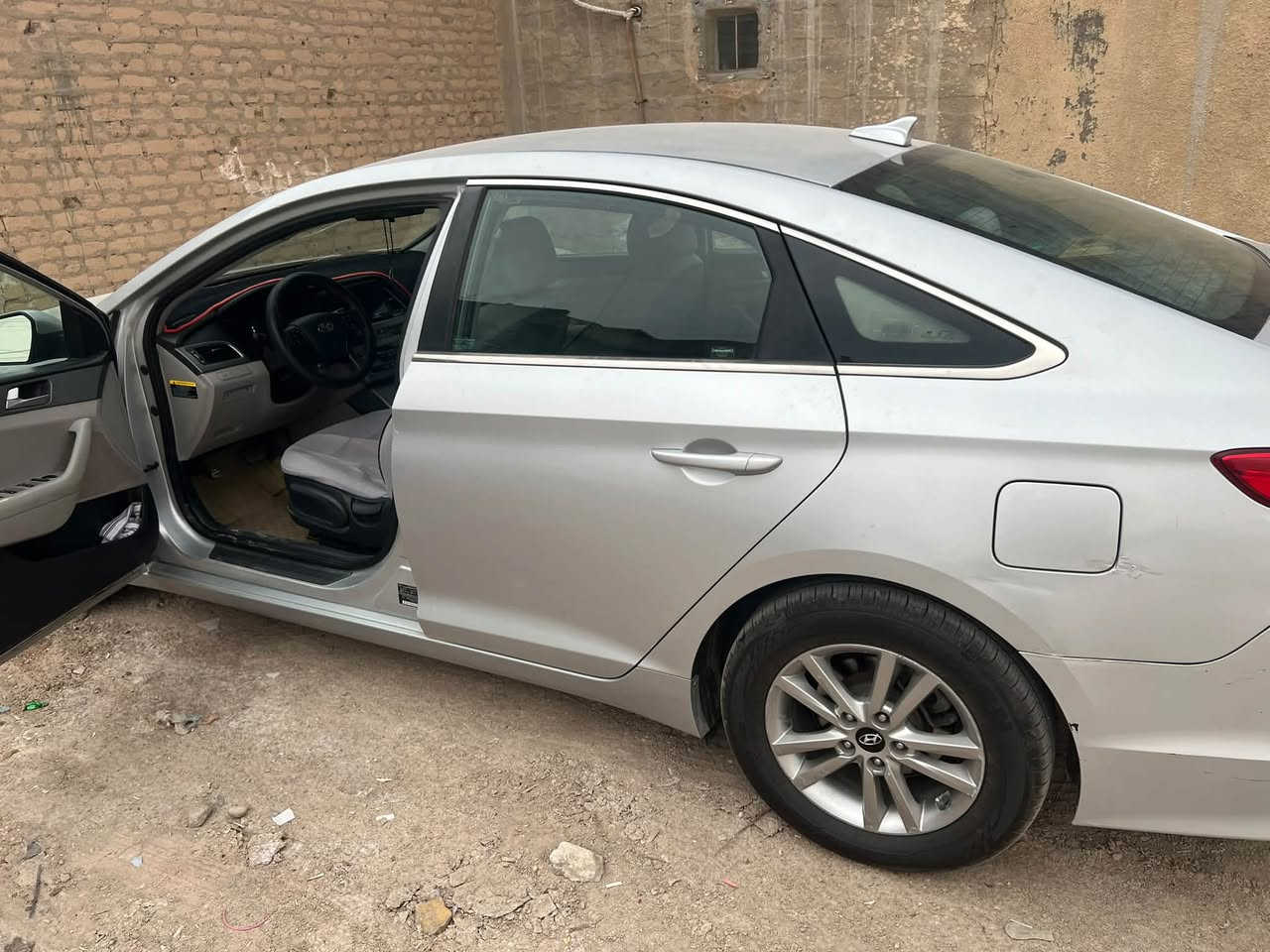 سوناتا • ٢٠١٧ • حادث امامي