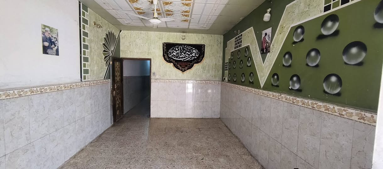 لسلام عليكم دار للبيع المساحه 100 متر طابقين بي ستقبال وصاله او 4 غرف او تخاريج او حمام جوه وحمام فوك
العنوان  حي ميسان الشريط قطاع 73 رقم الدار 154
قرب مجسرات الزهراء  
بنيان طابوق جيري الطابق الاول
والطابق الثاني فرمستون السعر 118  وبي مجال 
الستفسار اتصل ا بيع مستعجل
*********** رقم الثاني ***********
لسلام عليكم دار للبيع المساحه 100 متر طابقين بي ستقبال وصاله او 4 غرف او تخاريج او حمام جوه وحمام فوك

لسلام عليكم دار للبيع المساحه 100 متر طابقين بي ستقبال وصاله او 4 غرف او تخاريج او حمام جوه وحمام فوك
