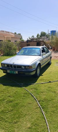 البيع بي ام حجم 735 شرط وكالة وتحويل محرك كير تبريد ثلج شرط ضخم جديد ف...