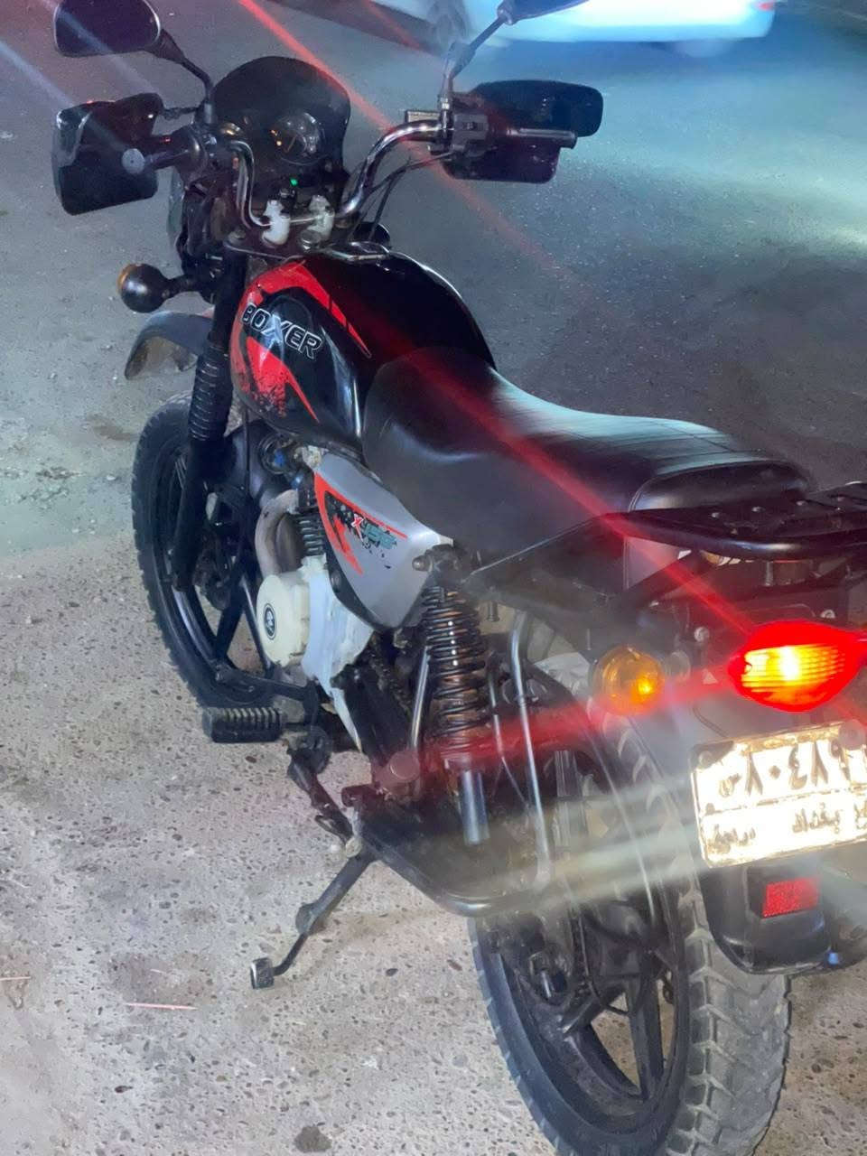 السلام عليكم شباب بوكسر موديل 23 رقم بغداد تحويل ثاني يوم المكينه مجفته تجفيت شركه الدراجه خير من الله لا صوت بل محرك لا تنقيص لادخان لا عواج اكفلها من كلشي رايدها بمليون و900وبيها مجال مكاني الغزاليه شارع المرور *********** مكلف بل نشر
