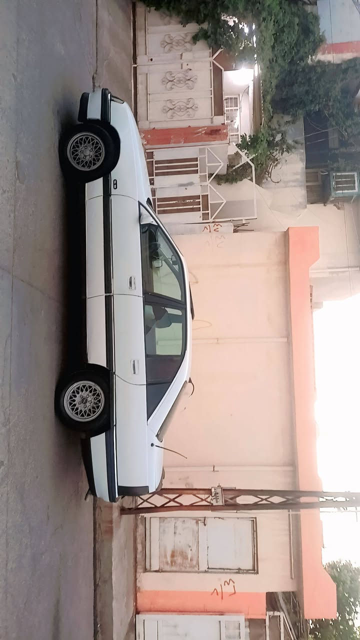 السلام عليكم عندي اوميجا موديل 92 سياره صبغ بلادي كير محرك شرط محرك 20 جامات كهربائيه كير عادي سياره رقم اربيل باسمي كهربائيات كلها شغال تايرات جديد مكان سياره كركوك سعر 42 وا بي مجال الطيبين سياره ما يحتاج ربع مصروف *********** الثانويه صار شهرين منتهي
