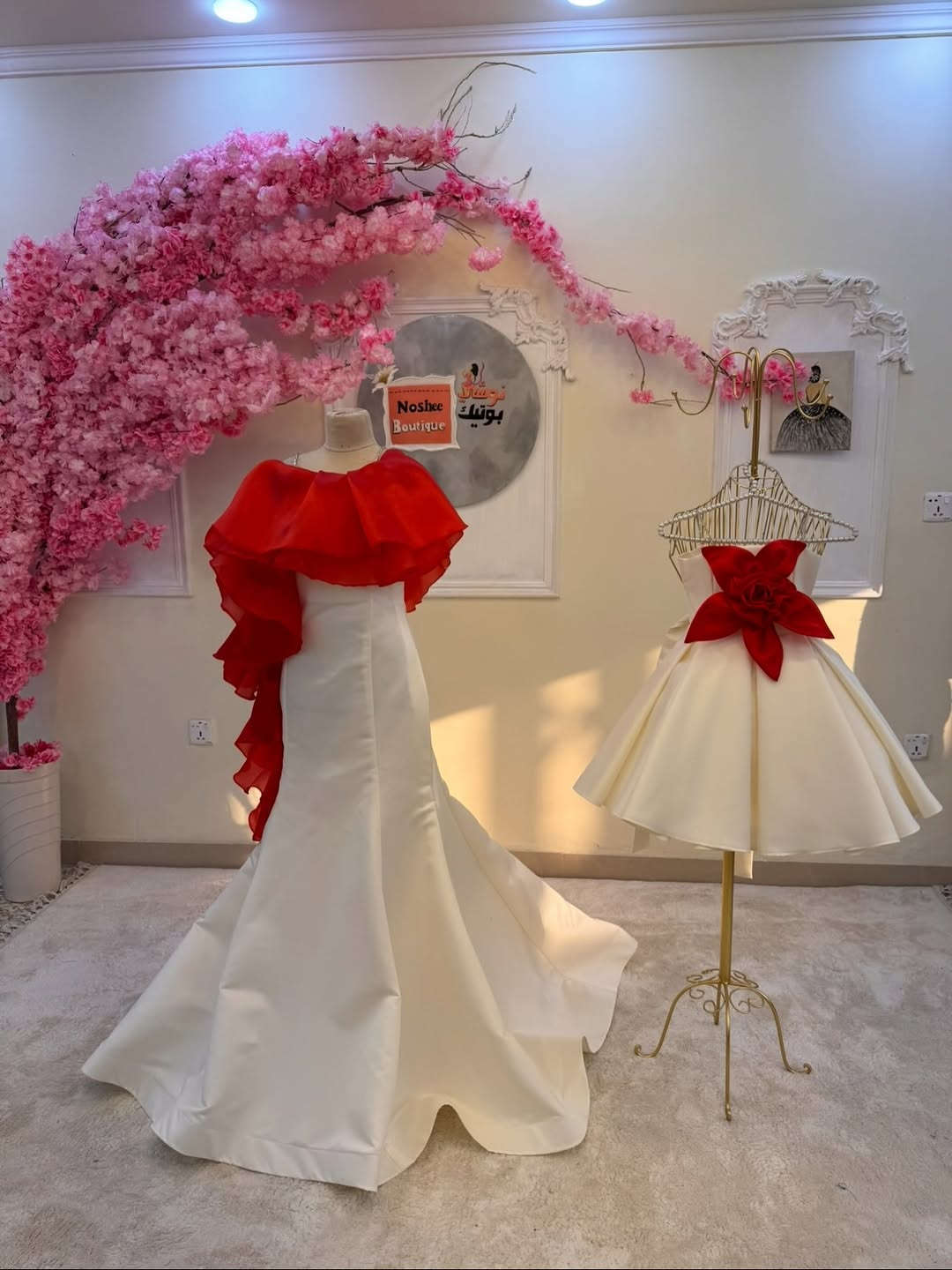 ⁨	جمال تصميم الام وبنت لنوشي بوتيك
⁩
⁨	⁨	⁨	⁨	⁨	⁨	⁨	⁨	⁨	⁨تصميم وتنفيذ نوشي بوتيك
القياسات من 36-60 متوفره
للحجز دايركت اوعلى رقم الواتساب +964 771 322 7656
متوفره خدمهvip للمستعجلين
يخلص بيه الفستان او الطلب خلال ٢٤ ساعه فقط 
مده تنفيذ الطلب خلال ٣-٥ ايام فقط حبيباتي⁩⁩⁩⁩⁩⁩⁩⁩⁩⁩⁩⁩⁩⁩⁩⁩⁩⁩
