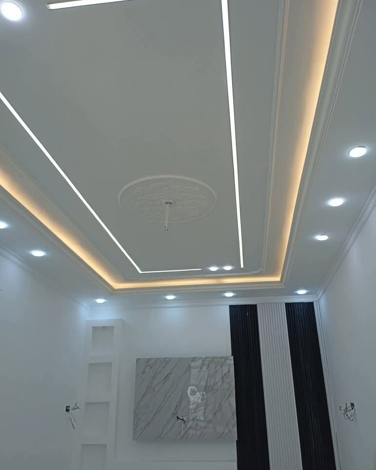 هاااااااام
#يعلن#ديكورات مصطفى  _للديكور✔️✔️
🔹عن جاهزيتهم  لتصميم وعمل انواع الديكورات." 🔹الجبس بورد-والبوردكس -وبديل الخشب والرخام والسقوف الثانويه وكافة الاصباغ." 🔹الداخليه والخارجيه.وتصميم وعمل واجهيات المباني الحديثه🏢🏰
🔸اختار التصميم الي يعجبك." 🔸والباقي علينا مواد درجة اولى. "" 
 🔸كل تصميم اله سعره. 
🔸 الاختيار عليك والشغل علينا." ◾شعارنا دقه في التنفيذ وسرعه بالعمل 
وباسعار تنافسيه 
#📞7731292880☎

نص مكتوب في الصور:
- @westernceilingsanddecor2