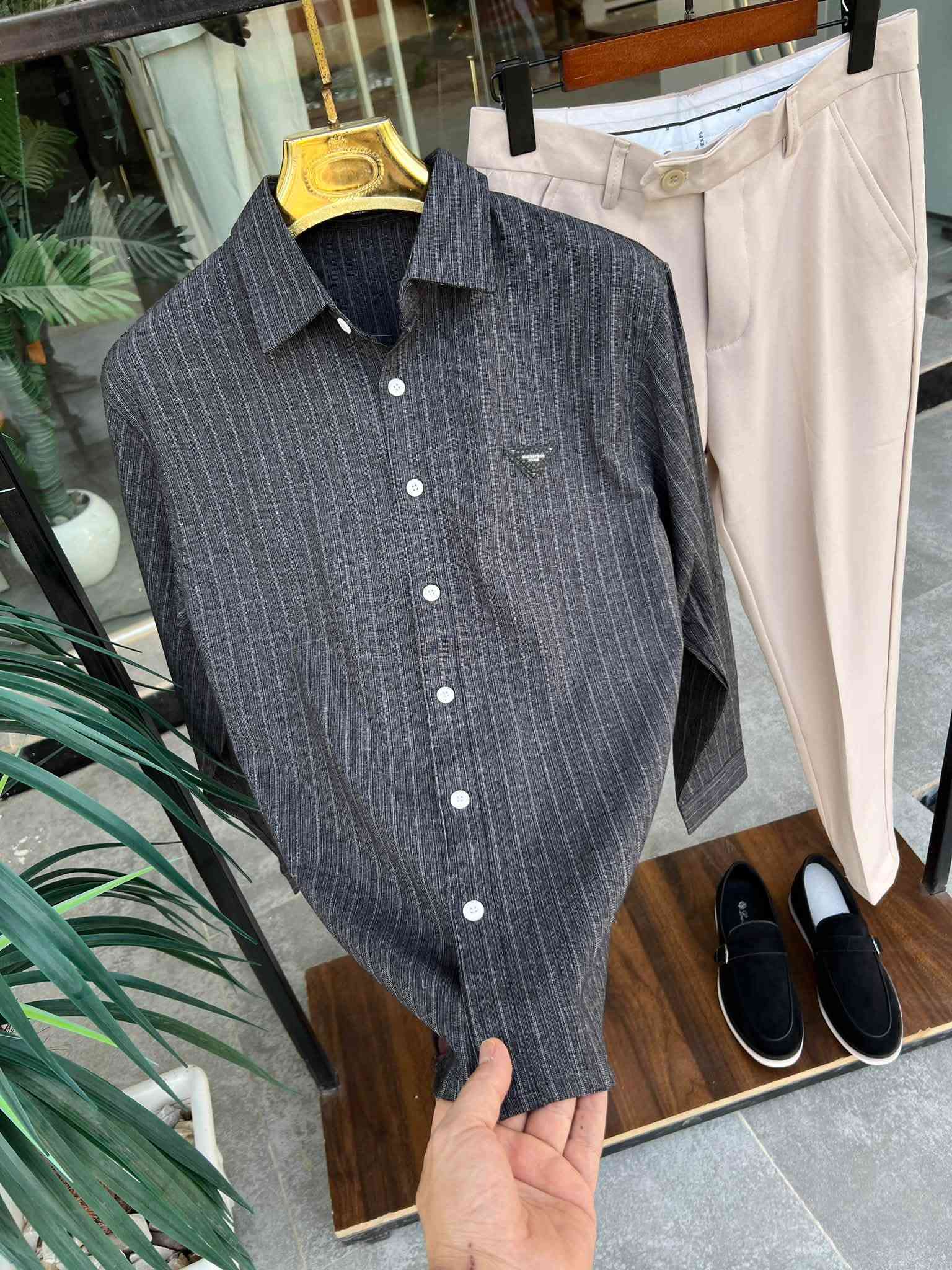 جديد🌾🍁
قميص خامه موهير من ماركة بنزو 💯
قياسات S_M-L-xl-xxl-
بنطرون ريكلر 30-31-32-33-34-36-38

حذاء 40-41-42-43-44-45

العنوان ديالى بعقوبه رگة حجي سهيل
#قميص_بنزو #بنزو #قمصان #قميص #قميص_رجالي

#جنز #ازياء #رجالي #شتائي #العراق #احذيه #الكسندر #جنط_ماركات_ديور_شانيل_نظارات_عدسات_عطور_جناط_كويت_سعوديه_البحرين_قطر_عمان_للتواصل
