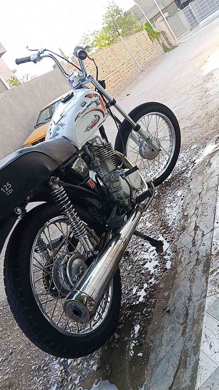 السلام عليكم نامه شلامجه 25شلعه ومعدل دراجه خير من الله نضافه شوفت عينك (كلك)سعر 525وبيه مجال *********** مكاني دوانيه عفك
