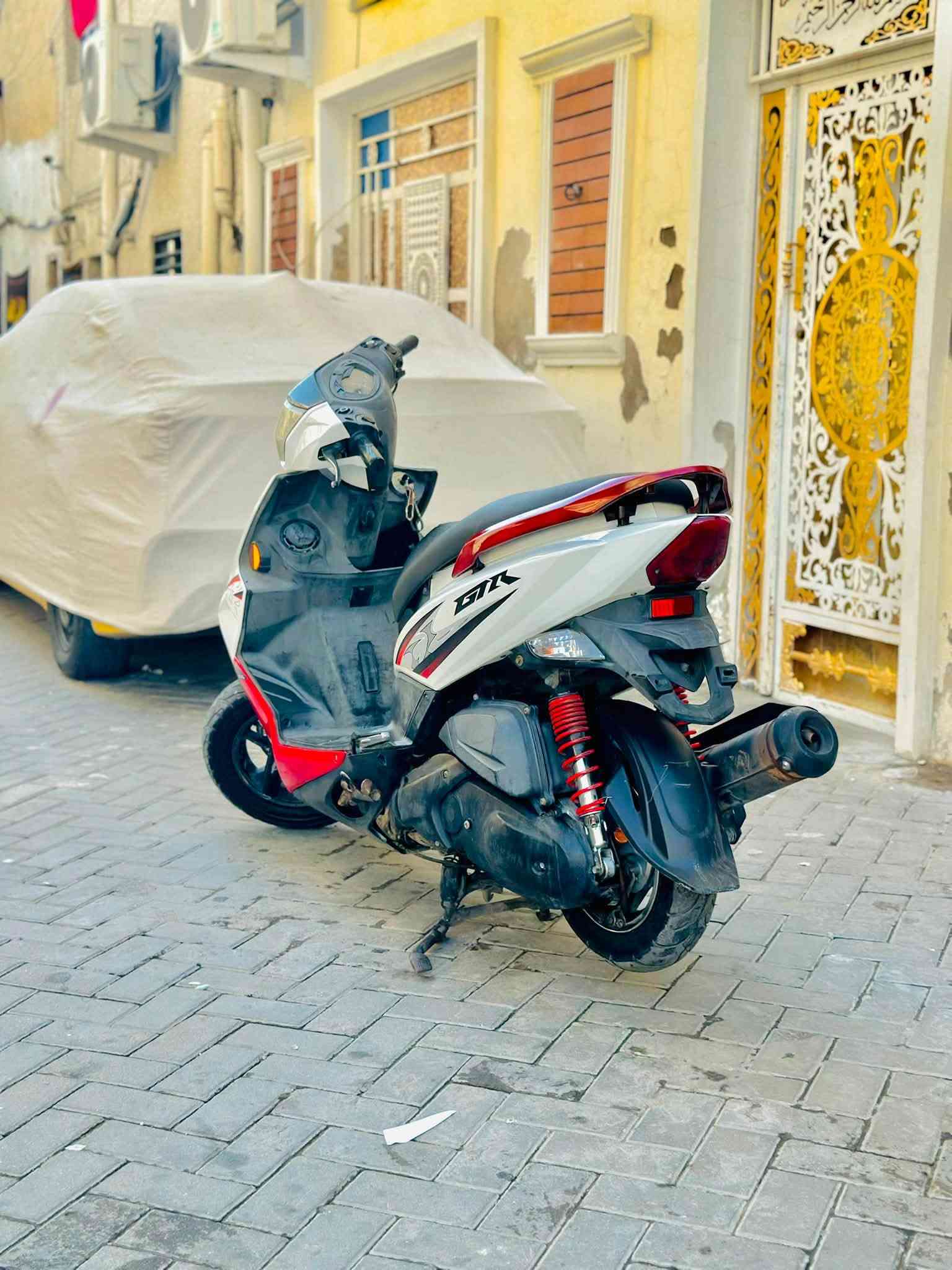 السلام عليكم دراجه جي تس ار قديم للبيع الدراجه حلوه شايله نفسها مكينه ناعمه لا تبخير ولا نضوح شلعه معدل خير من الله كهربائيات كله شغاله طسته حلوه مابيه اي نقص سعر ٧٠٠ مكان بغداد ***********
