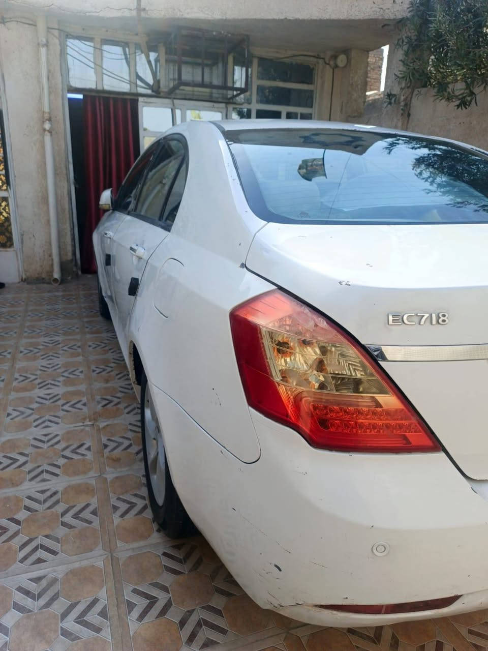السلام جيلي ام كراند 2013 رقم بغداد تحويل ثاني يوم محرك بلادي مكفول تبريد شغال ثلج  تخم تاير صدر امامي خلفي جديد سياره جاهزه كبل للشارع مكاني بغداد السعر 48بيها مجال للاستفسار ***********
