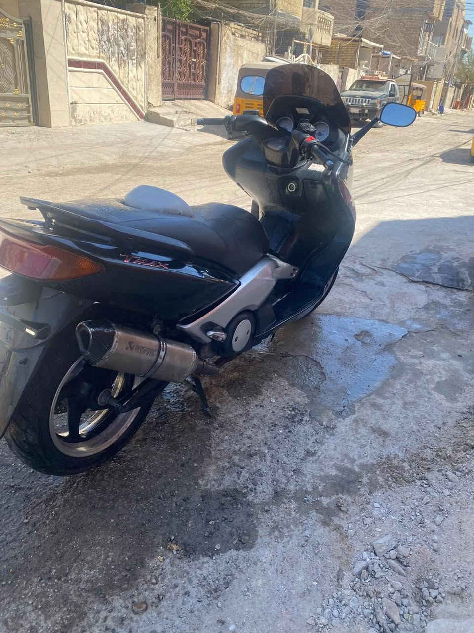 🔥 تيماكس موديل 8 (T-MAX) سوداء – للبيع 🔥
السلام عليكم إخوان.. دراجة مال اقتناء وجاهزة للمشي، ما ناقصها شيء ولا ملعب بيها، شد بلاد.

​📌 المواصفات الأساسية:

• الموديل: تيماكس موديل 8

• اللون: أسود ملكي 🖤

• الماكينة: بلادية صافية، ما ملعب بيها ولا مفتوحة.

• الظفيرة: ظفيرة بلادية شد الشركة بدون أي ترهيم أو تلاعب.

• الكفر: كفر بلادي أصلية ونظيفة.

• الإضاءة: شد لها زوج جلوبازن عالي ناصي إضاءة قوية. 💡

​🔧 الإدامة والصيانة:

الدراجة راجع عليها إدامة كاملة:

• بلاك + تنظيف نوزلات.

• فيت بوم.

• إدامة كلتشات كاملة (خرز + فايبرات + قايش).

​🔊 الصالنصة:

• صالنصة أكربوفيك (Akrapovič) أصلية بصوت روعة بدون أي لحيم.

​🛠️ ملاحظة للأمانة:

الدراجة ما يراد لها أي شيء عدا ترتيب بسيط لـ (كعكة الصالنصة) وتبديلها وبس، والدراجة أخت الجديدة.

​📍 المكان: بغداد – الشعب

📞 للتواصل والاتصال: ***********

💬 السعر 19 وبيها مجال
