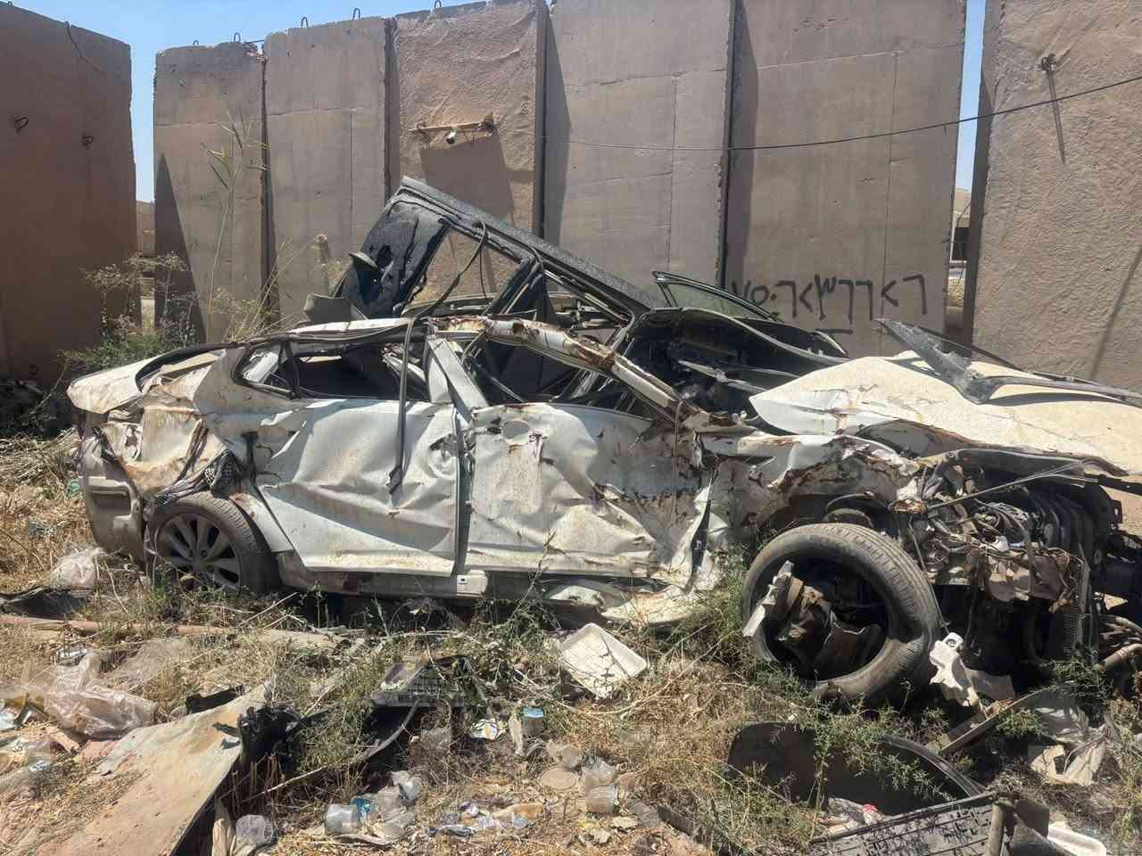 السلام عليكم سياره اوبتمه تسقيط رقم بغداد نكليزي موجوده السياره بغداد الوسفيه السعر 25بيها مجال  اي ستفسار تصل *********** غير متوفر على الفيس
