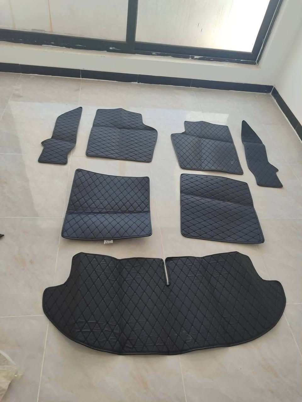 السلام عليكم اخوتي كماليات كلهن امزون واصليات سبويلرات يدات بوب كاربون فايبر كبات ويل كب اصلي حفر انارة رقم ليد اصلي كفر صالنصة تك لون اسود كاعيات درجة اولى فرشة صندوق جلد مكاني بغداد اكو توصيل ***********

نص مكتوب في الصور:
- 15/07/2026 11:42