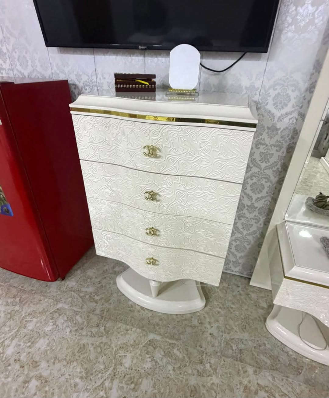 غرفة ايطاليه • ٧ قطع • نظافة ١٠٠٪