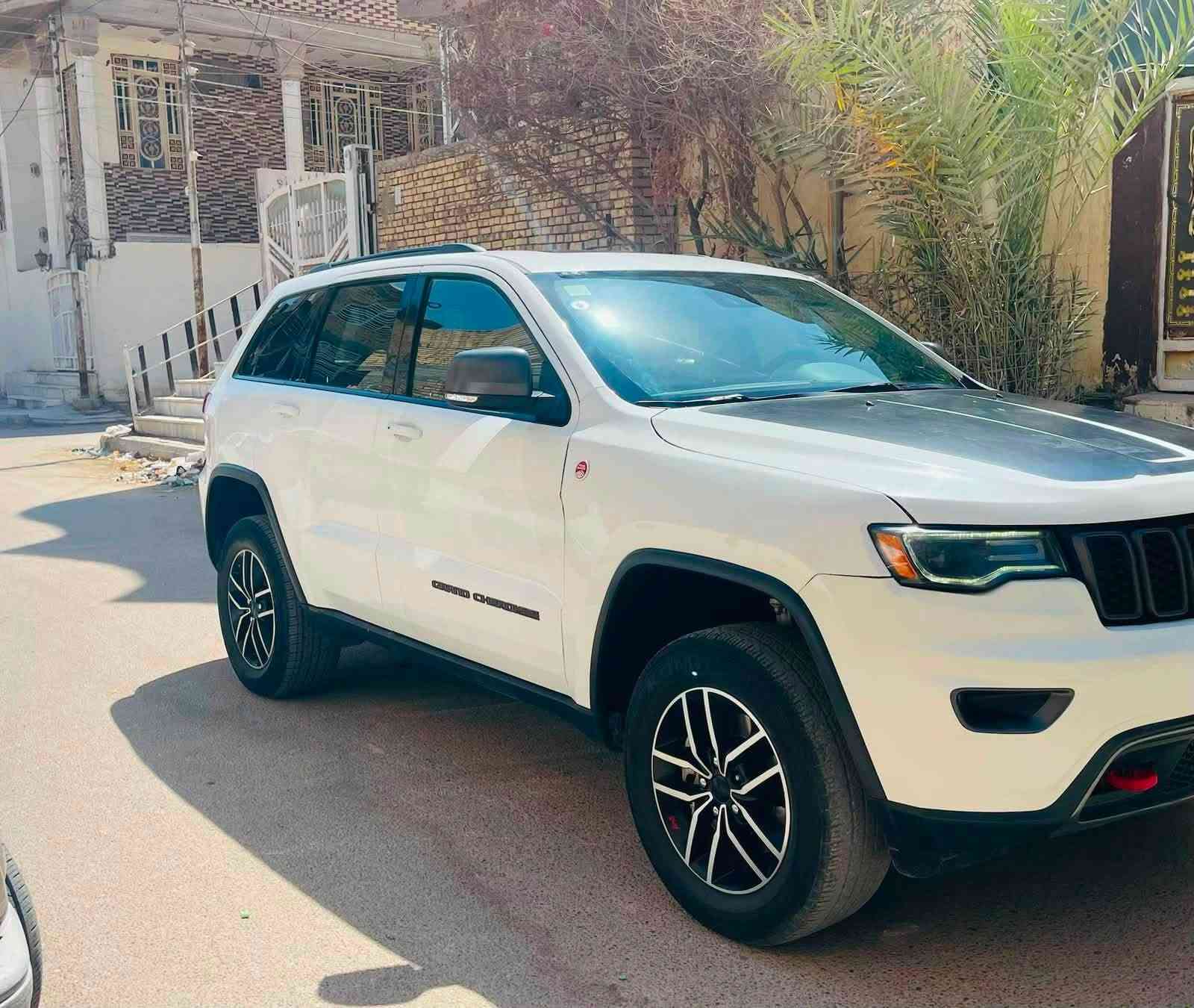 جيب تريل هوك موديل 2021 
مواصفات التريل هوك معروفه فول مواصفات .
السعر 265 ورقه .
مكان السيارة الناصرية.
***********
