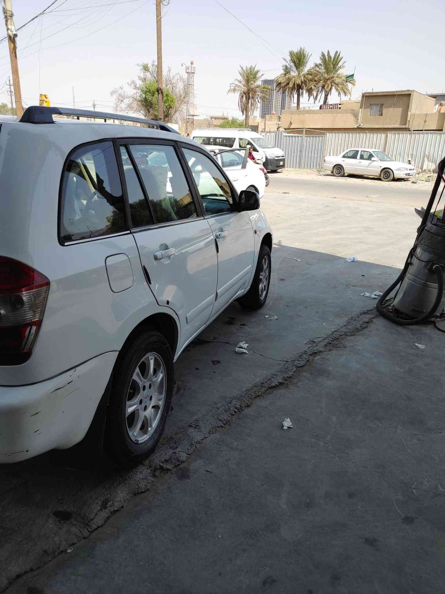 السلام عليكم تيكو موديل 12 قطرة صبغ مابيها كير محرك خير من الله كير ميكانيكي تبريد ثلج تخم تاير رايدها 48 بيها مجال ***********
