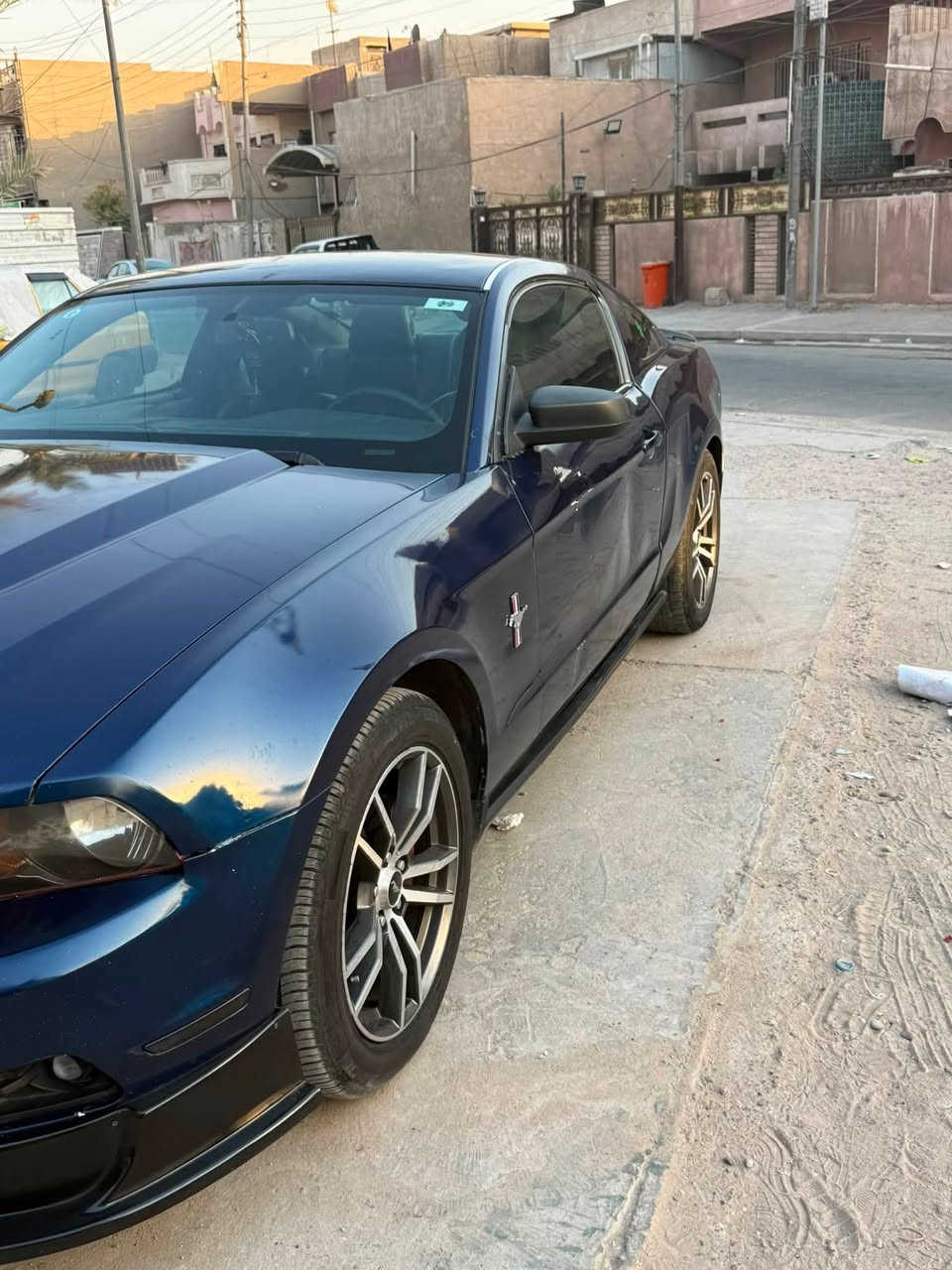 سلام عليكم شباب للبيع موستنك  بريم يوم فول مواصفات مديل 12 محرك3700المرغوب السياره جاهزه مابيها اي نقص تبريد ثلج محرك كير صدر امامي خلفي كله كفاله تخم تاير او ويل حته باتري جديد  حادث امريكه فقط جاملغ الخلفي عكس السايق مصبوغا عام لجماليه رقم بغداد الجديد بسمي تحويل ثاني يوم مكان بغداد السيديه السعر 65 بيها مجال بصيط ***********
