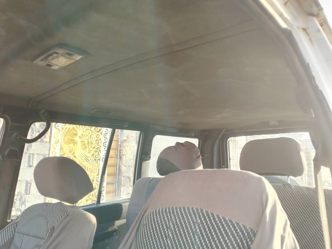 سياره البيع باجيرو موديل 2000
متهد دوله وعشارين راعيه ميقبل يحول 
20ورقه بيه مجال ***********

نص مكتوب في الصور:
- NEW