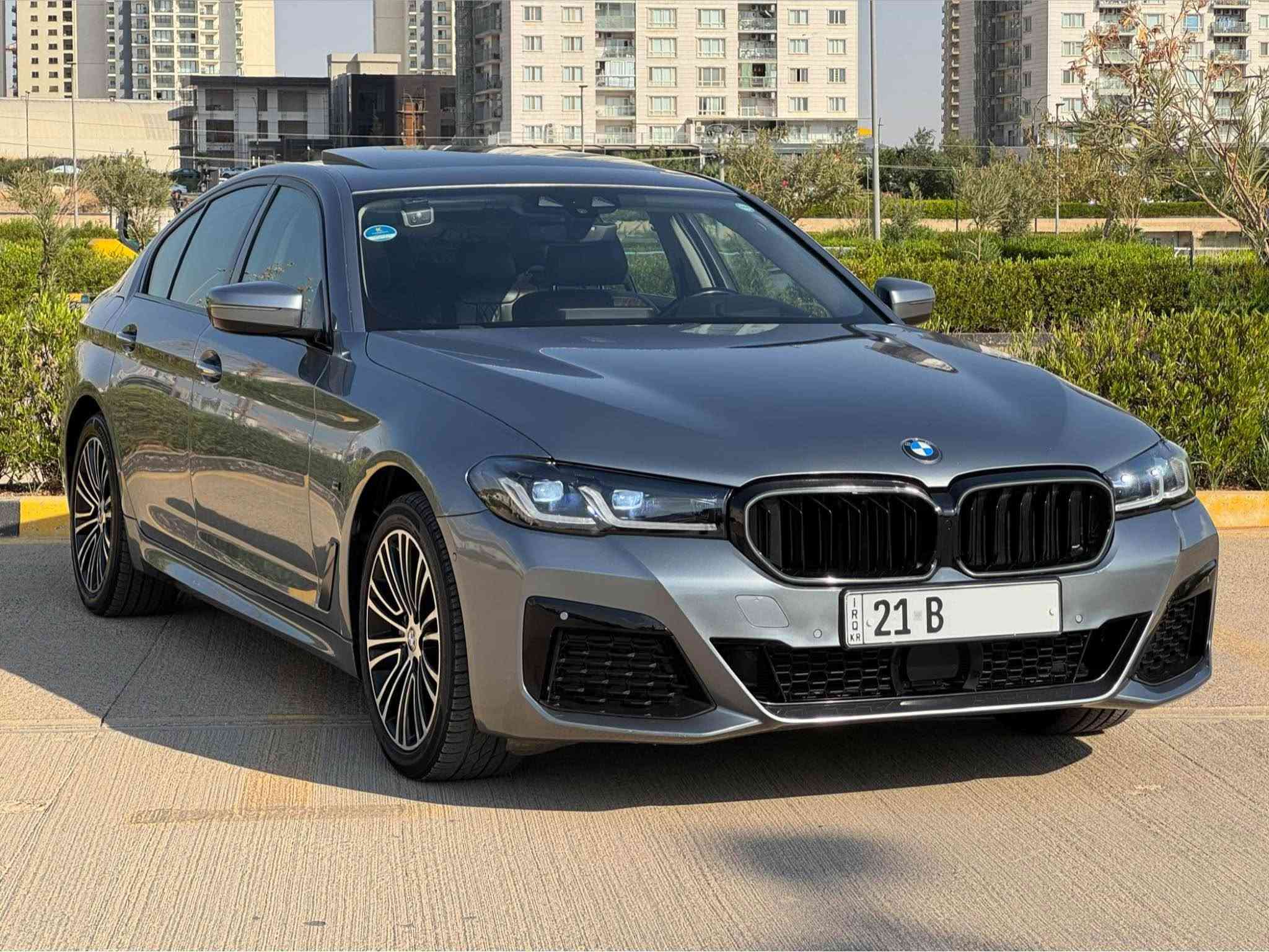 ‎کوردی / عربی 

‎بسم الله الرحمن الرحيم
530 2018  X-DRIVE  LUXURY LINEزەمان دوەلی 
تەنها فرۆشتن 
ماشەڵا سەیارەیەکی ڕاقی و کەممەسرەف 
کامل پێش و دوای گۆڕاوە بۆ ٢٠٢٢ وەک بیلاد
سەنەویو ڕەقەم تازەیە بە ناوی خۆمانەوەیە
مەکینە B48 چوار پستۆن تۆڕبۆ ٢٤٨ ئەسپ
گێڕ و مەکینە و تەحویل و غەرامە بە شەرت✅
تەنها ١٠٠ هەزار کیلۆمەتر ڕۆیشتوە واتا ٦٠ میل

نرخ 💵 (( 245 )) 💵وەرەقە و معامەلە 

مواسەفات : LUXURY LINE 
ڕادار گەورە و کوشن حەوسەد و داتاشۆ و سلاید
کوشن جلد و کارەباو میمۆری و تەبرید و هیتەر 
٣ مۆدی لێخوڕین و ئۆتۆ هۆڵد و ئۆتۆ ستارت 
ماوس و شاشە گەورە و کامێرە و ٣٦٠ حاسە و ڕادار
تەبرید دەبڵ زۆن و تەبرید مەرکەزی و ئۆتۆ
سوکان هیتەر و کارەبا و گێڕی سپۆرت و ڤۆلیۆم
گێچ ئەلکترۆنی و وایەرلێس چارج و ئاوێنە کارەبا
زۆر مواسەفاتی تر ….

سەیارەکە ئەوروپیە و هیچ ڕەسمێک ناهێنێ
٣ پارچەی کلێری ئەوروپایە بێ دەعم بێ مەعجون

ڤیدیۆی کاملی سەیارەکەم لایە کڕیار داوا بکات✅

📍شوێن : سلێمانی

***********☎️
ڤایبەر و واتسئاپی لەسەرە
——————————————
للبيع فقط 
BMW 530 2018  X-DRIVE  LUXURY LINE

ماشاءالله سيارة راقية و اقتصادية جدا
بجم امامي و خلفي محدث لل ٢٠٢٢ 
ضمان دولي و سنوي و رقم جديد و باسمي 
محرك B48 ٤ سلندر تيربو مرغوب قوة ٢٤٨ حصان 
گير و محرك و كهربائي و تحويل و غرامة بشرط✅
ماشي ١٠٠ الف كيلومتر يعني ٦٠ ميل 

سعر:💵 (( 245 )) 💵ورقة و بيها مجال 

موصفات: LUXURY LINE 
رادار كبير و كشن ٧٠٠ و داتاشو و فتحة 
كشن جلد و كهربائي و تبريد و تدفئة و خزن 
٣ نضام قيادة و بريك بصمة و اوتو هولد 
ماوس و شاشة كبير و كاميرا و ٣٦٠ رادار و حساس 
تبريد دبل زون و تبريد مركزي و نظام اوتو 
ستيرن تدفئة و بادل شفت و فوليوم 
گيج إلكتروني و شحن لاسلكي و مري شفت
بعد هواي مواصفات…

سيارة وارد اوروبي و ما يطلع اي تقرير حادث 
بيها ٣ قطع كلير اوروبا بدون اي حادث و معجون

عندي فيديو كامل سيارة شراي آطلب و تدلل ✅

📍عنوان سيارة: سليمانية 

***********☎️
فايبر و واتساب موجود السليمانية, العراق
