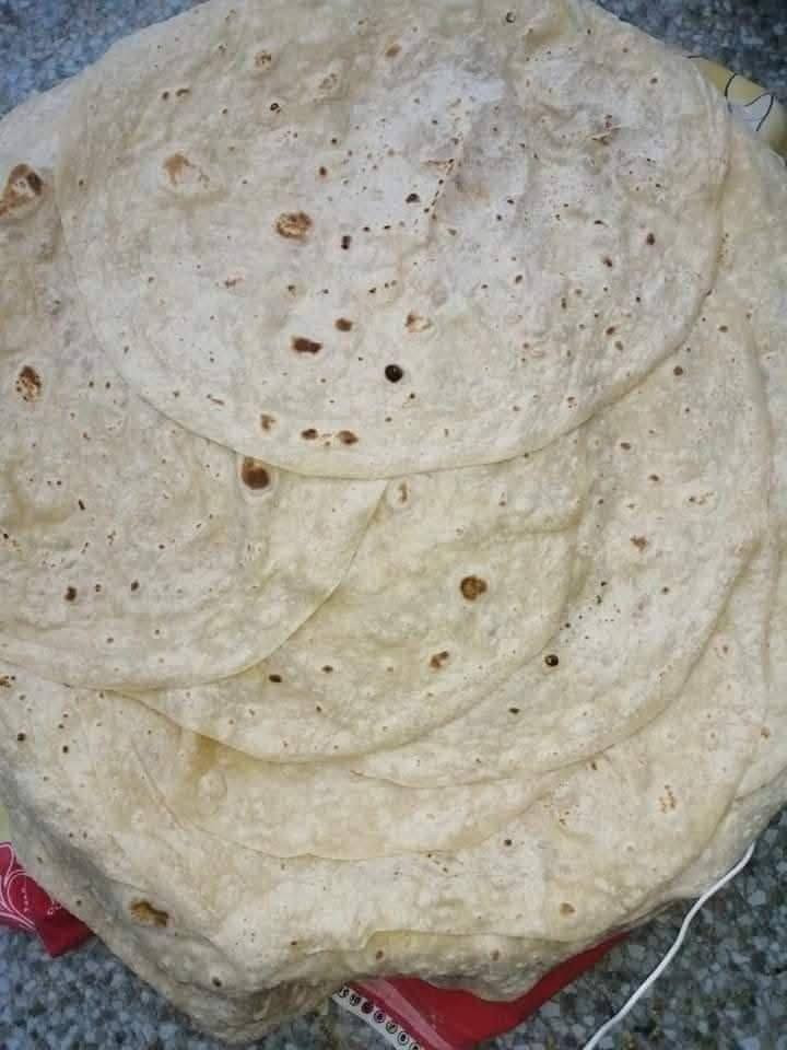 السلام عليكم
خبز صاج عراقي بأجود أنواع الطحين، للافراح والمناسبات، وعدنه توصيل لكافة أحياء مدينة الموصل، والأسعار كل 100 قطعه ب 25 الف إللي يحب يحجز يتواصل وياي عالخط وتدللون، مكاني حي الانتصار قرب مدرسة المكارم الثانية
***********
***********
