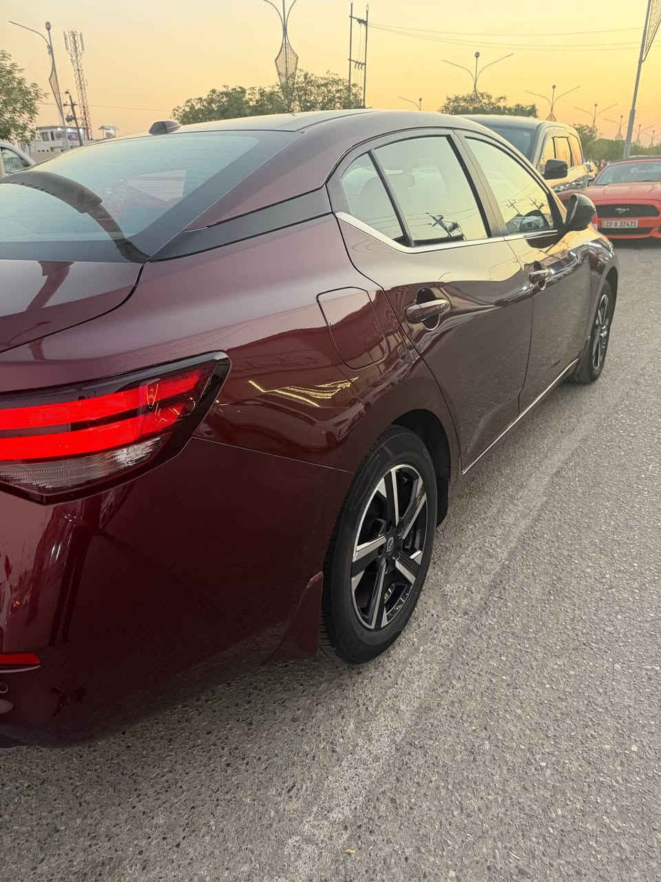 سنترا موديل 2025

ماشي 32 الف 

سياره مواصفات SV 

لون ماروني 

ابواب بصمه تشغيل بصمه

رادار جابني و امامي وخلفي 

تحديد مسار قياده

كاميرا خلفي

سيارة بدون ايرباك بدون لدواخل بدون شاصي 

فقط حافد بونيد صبغ 

رقم شاصي مرفق مع صوره

مدة ترقيم 3 اشهر 

لتواصل السعر اتصال برقم 

*********** كركوك, العراق

