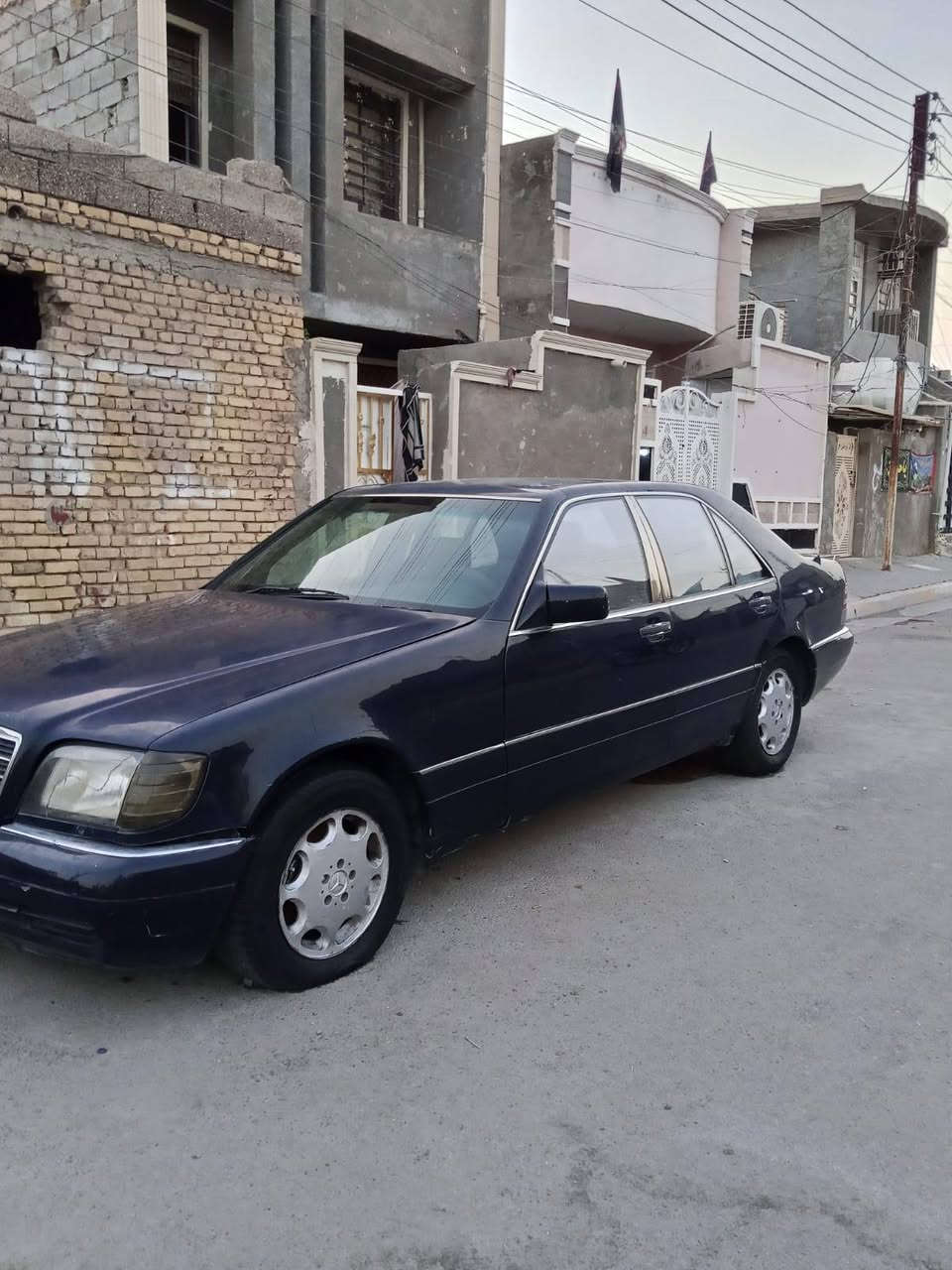 السلام عليكم مارسدس شبح موديل 95السياره كامله وحلوه معمره للأخير وهاي صورهه كدامك مكاني بغداد الحسينيه *********** السعر 80 وبيهه مجال بسيط لحد يراسلني اني مكلف بلنشر
