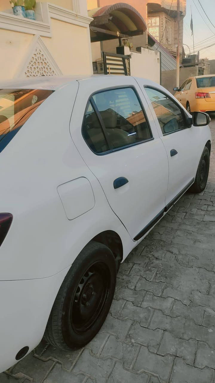 السلام عليكم رينو سمبل موديل 2019 حرة تحويل ثاني يوم السيارة مكفولة عدا رصعات وكارت ورا باب السايق كد اصبع السيارة بحالة الوكالة ماشية 150 تحمل تاير باتري جديد ادامة كاملة والعلمي منظمة غاز حكومية بيهه ورجاءً الي ميشتري ليعلق ولا يتعبنه العنوان بغداد السعر 68 ورقة خواتهة فوك هذا السعر رقم جديد وهزة جديدة ***********
