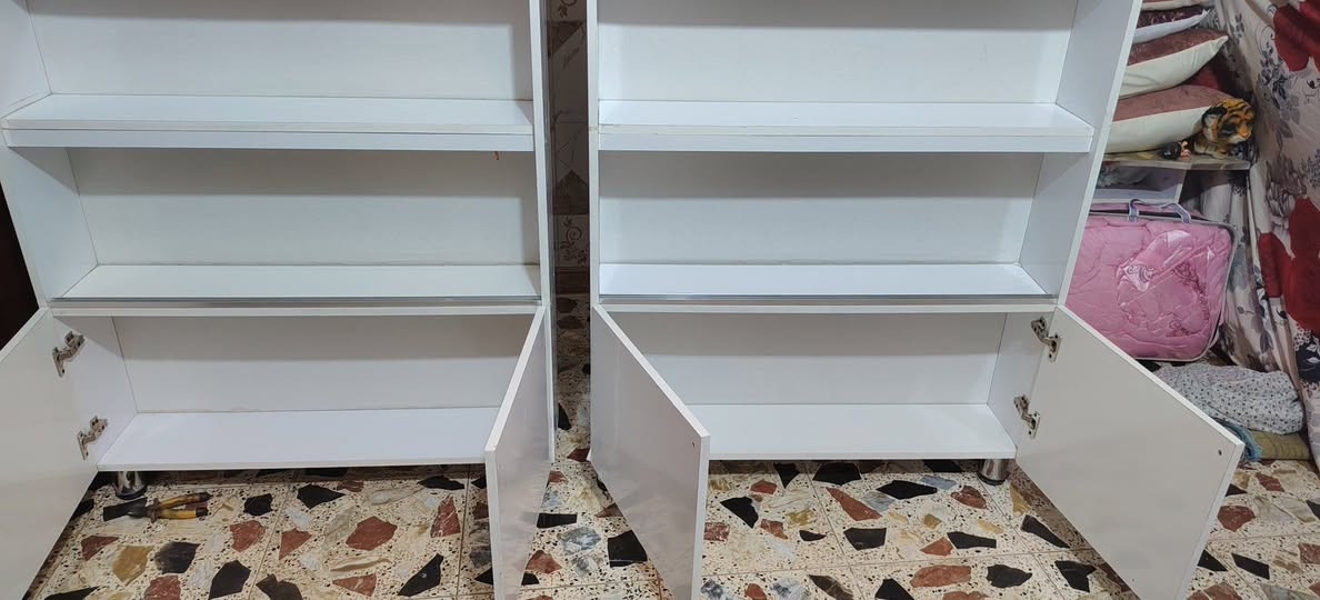 السلام عليكم عندي عارضات موبايل للبيع بيهن جامان سلايت بس بيهن نقص جامه فقط  مكاني الحسينيه ***********
