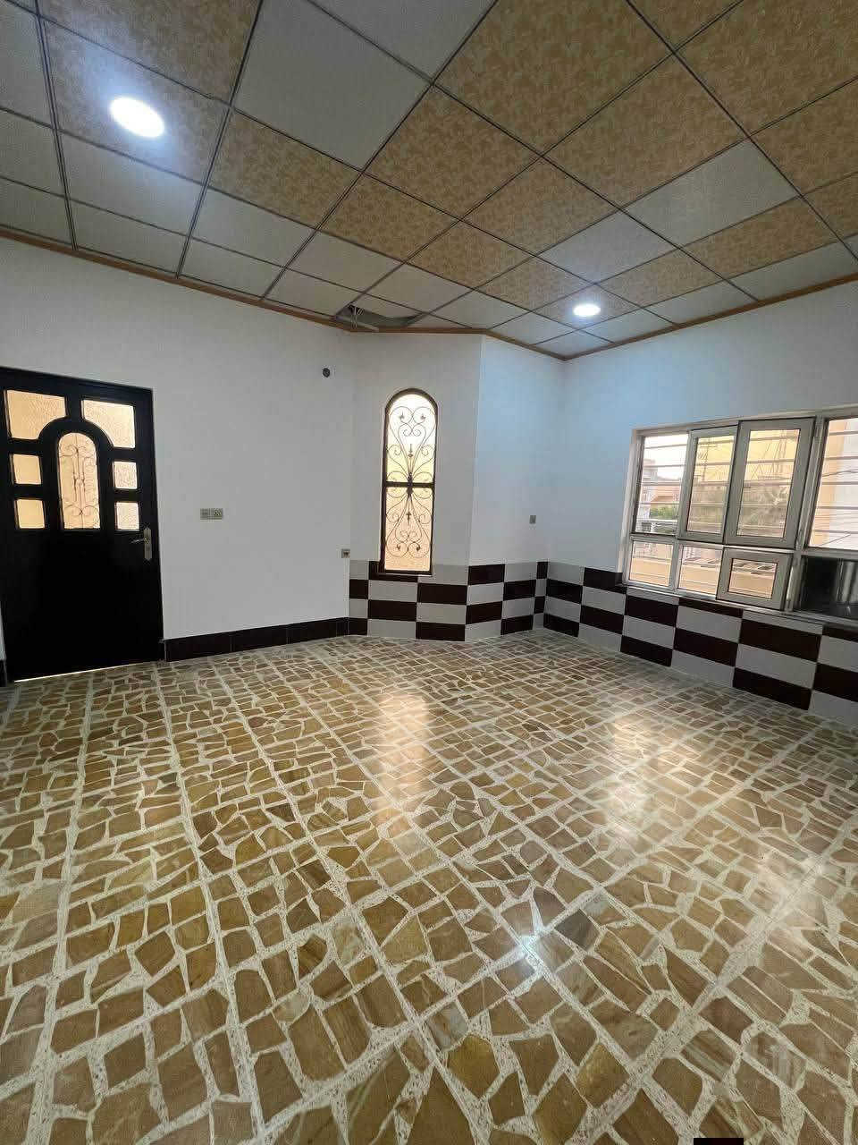 حي الصديق الاولى • ١٠٠م • دار ركن