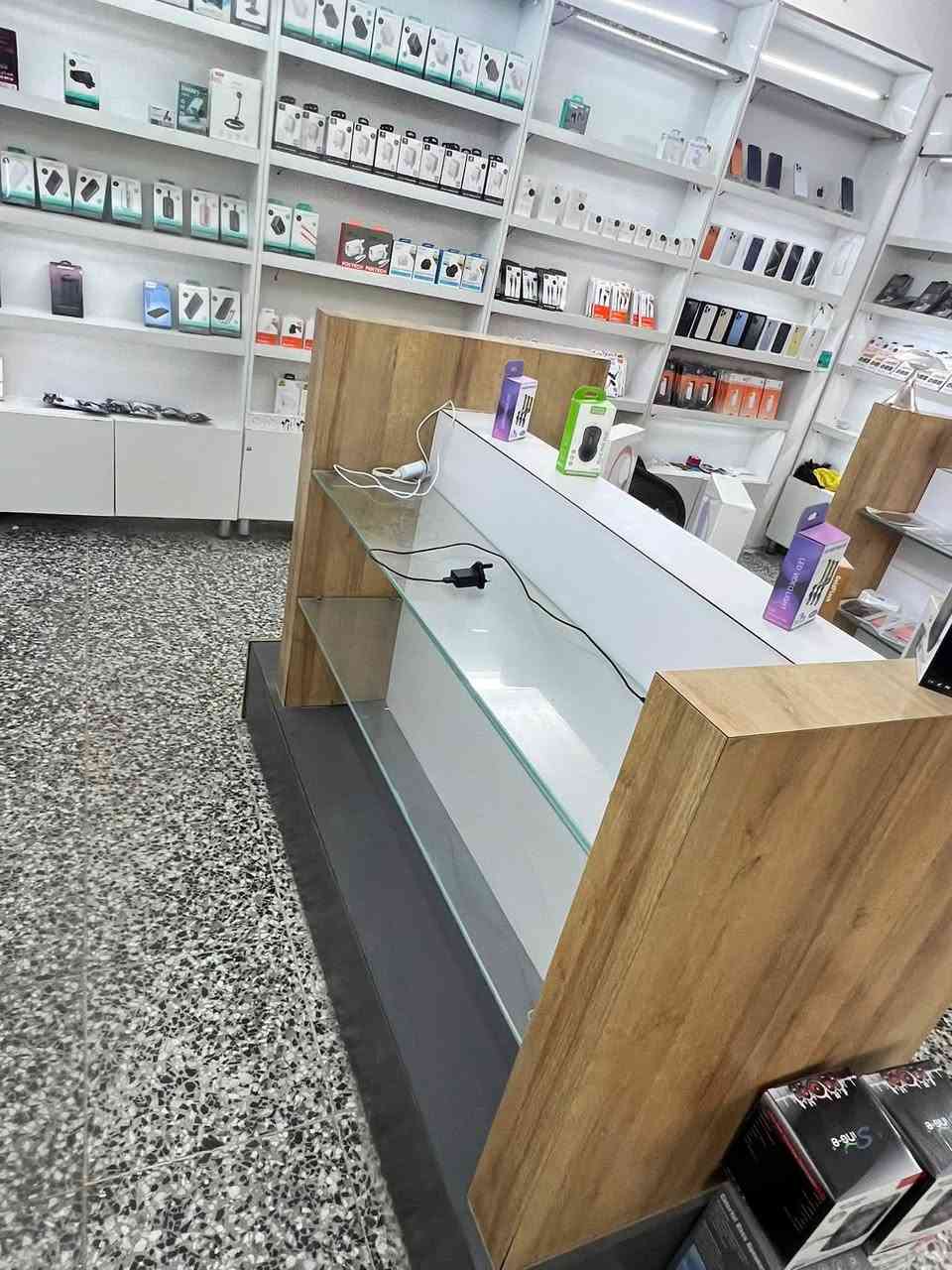 إسلام عليكم فاترينات للبيع عدد 6
مكان بغداد العبيدي***********
