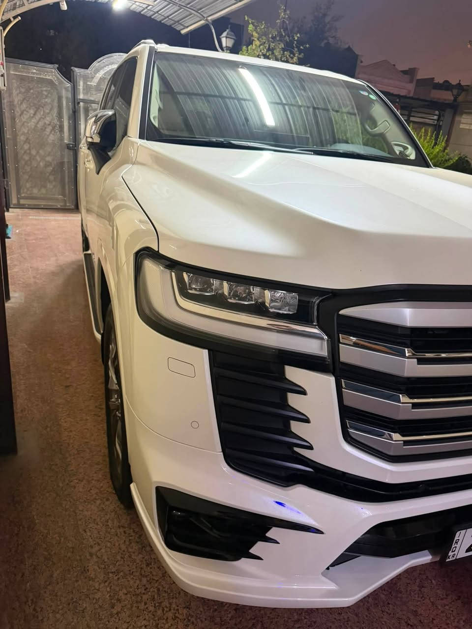 لاندكروز 2022 vx
خليجي وكاله ساز 
مكينه 6 سلندر تنفس طبيعي
باب اول فول مواصفات كشنات ذاكره كلهن كهرباء الكشنات الاماميه تدفيه تبريد والكشنات الخلفيه تبريد 
ماشيه 30 الف حقيقي 
رقم اربيل ب اسمي 
مكاني بغداد
***********
السعر 670$ وبيها مجال بسيط
