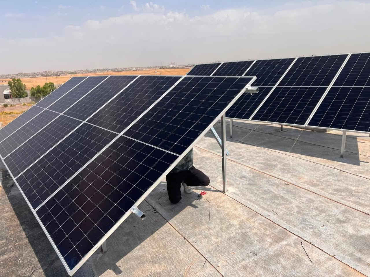 الحمد لله تم إنجاز وتنصيب منظومة طاقة شمسية متكاملة بنجاح ☀️🔋

تم تجهيز الموقع بألواح شمسية عالية الكفاءة مع إنفرتر Deye وبطارية ليثيوم JHPV لضمان تشغيل مستقر وتوفير مستمر للطاقة على مدار اليوم.

نسعى دائماً لتقديم أفضل الحلول بأعلى جودة ودقة في التنفيذ لتحقيق رضا زبائننا الكرام.

📍 مكتب السدن للطاقة الشمسية بغداد الغزالية شارع مدير الامن قرب مدرسة المستنصرية للبنين 

 📞***********
📞***********

 للاستفسار والحجز يرجى التواصل معنا

طاقة نظيفة… توفير دائم… وأداء يعتمد عليه. 🌞⚡️� #كروبات
 #الشمسيه
 #العربي
 #الوطن
 #الجميع
 #المتابيعين 
#الطاقه
 #المنزل_الذكي
 #توفير_الكهرباء
 #طاقة_متجددة 
#استثمار_ذكي  
 #الطاقة_الشمسية
 #منظومات_شمسية 
 #ألواح_شمسية
 #توفير_الطاقة
