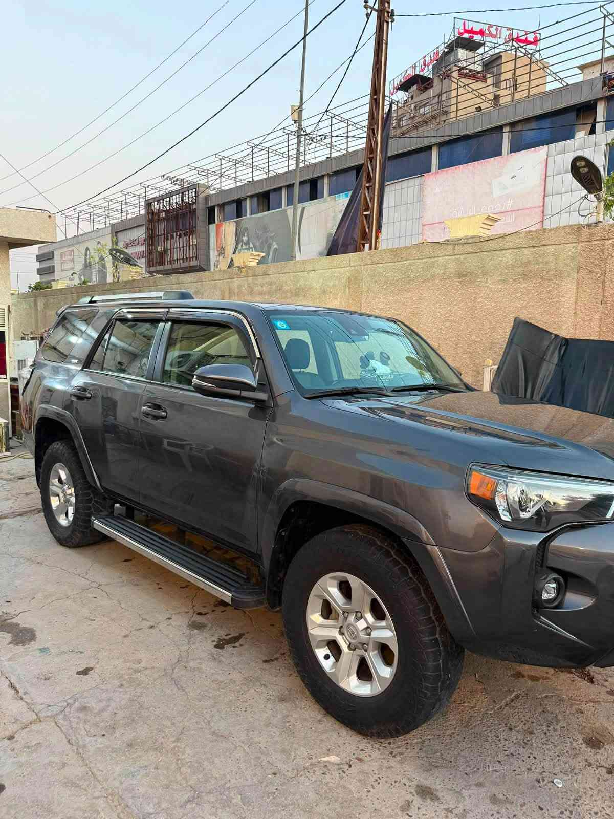 السلام عليكم للبيع Toyota4runner
Sr5 premium xe
2023
رقم بغداد ماشية 37 الف ميل 
فول مواصفات فور ويل 
5 راكب 
السعر 26 الف دولار 
وبيها مجال للشراي 
***********
مكاني بغداد الكاظمية

نص مكتوب في الصور:
- PLC Auction JTENU5J5R5P6208480 Toyota 4 Runner 2023 الولايات المتحدة - ... قد تكون الصور محمية بموجب حقوق النشر. مزيد من المعلومات مشاركة PLC Auction PLC Auction JTENU5JR5P6Q عع
