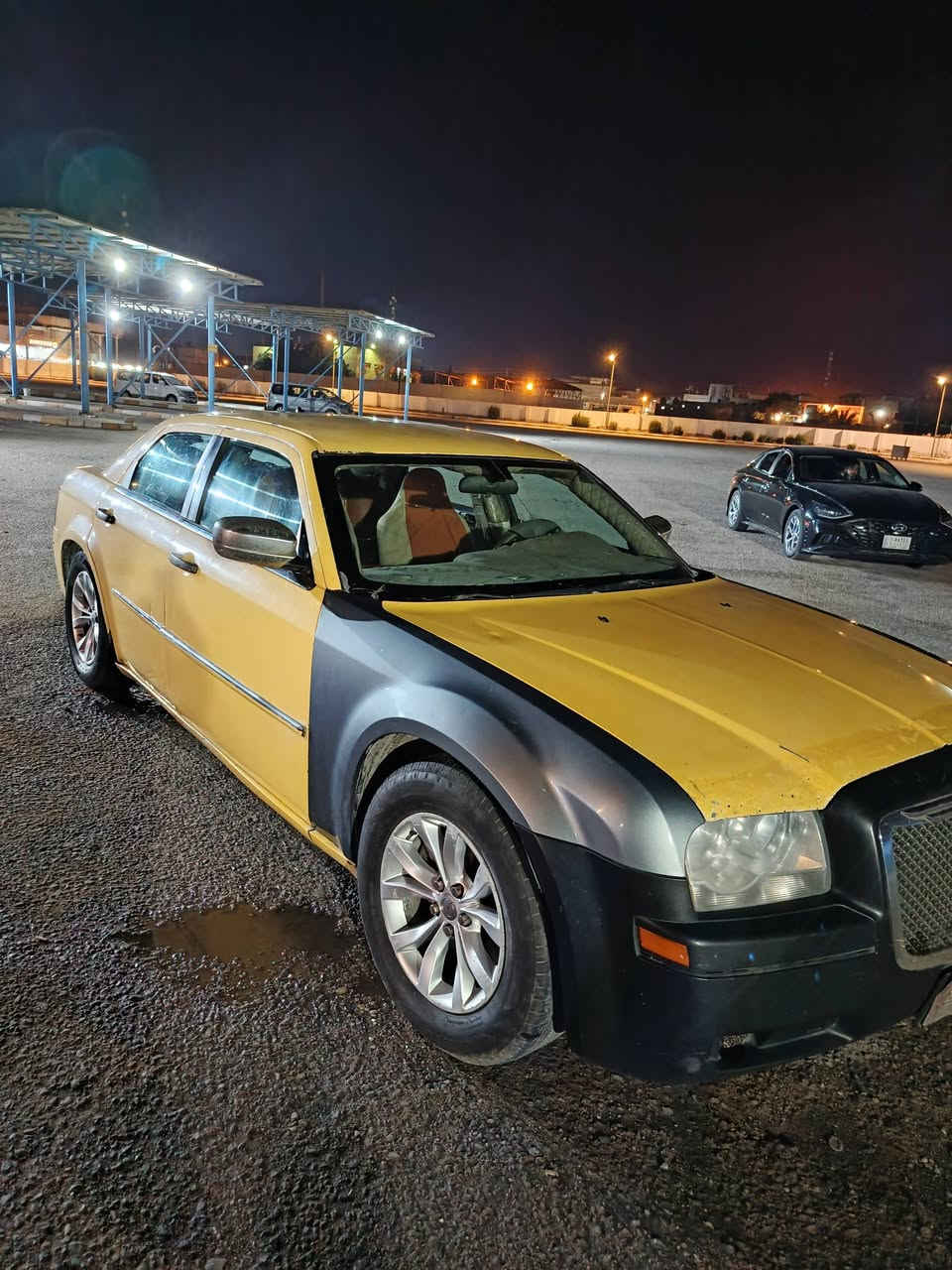 اوباما 2008 للبيع السياره عليه غرامات مليون ومحجوزه راعيه مايتنازل اله تحويل محرك توني شاده وتبريد جديد راديتر وفانات جديد باتري جديد  تايرات جديد حداديه عوزهه ترتيبات وعوزهه صبغ وعندي 4 بيبان انطيهن وياه ابيع على حطته سعر البيع 75 والغرامات عليك سنويه لل 27 الشراي يتصل وبلخدمه ***********
