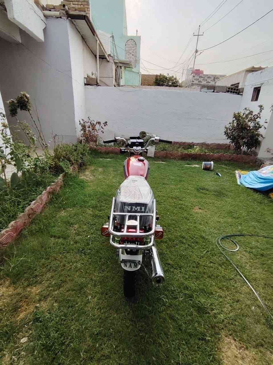 نامه للبيع دراجه خير من الله موديل 27 قبل فتره طالعه من معرض دراجه غراضه كله اصلي شلامجه ماعده شاصي ولميكنه
مكان واسط قضاء الحي 
***********
