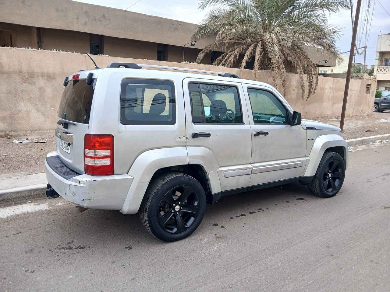 جيب لبرتي • ٢٠١١ • محرك ٣٧٠٠