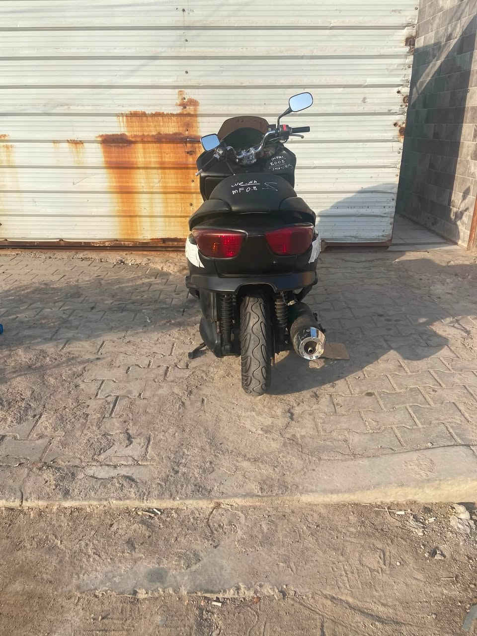 السلام عليكم فورزا 0.8عميه بلاد للبيع او مراوس حسب القناعه
فورزا 0.8 دراجه حلوه وجاهزه كلش للأخير مكينه مفتوحه مره وحده كلشي جديد فيت بم جويتر تايرات دراجه ماناقصها ايشي غير الواقيه الوره شدها ودير سلف وين متريد مكاني بصره مكاني بصره قضاء شط العرب التنومه ماعندي توصيل تجي وتفحص وتجيك براحتك السعر 750للاستفسار ***********مامتواجد بالفيس
