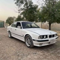 بي ام دبليو • موديل ١٩٩٠ • سلاید