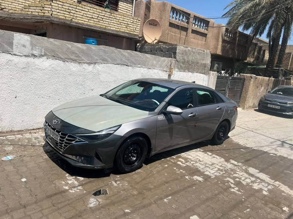 السلام عليكم عندي انتره موديل ٢٣ رقم بغداد معوقين باقي على تحويل سنتين حادثه مال أمريكا جاملغ صفحة الايسر وبنيد وبيه طختين مثل ماواضح بل صوره شاشه جي تي ال سايد بريك كهربائي بصمه كشنات تدفئه السياره جاهزه تخم تايره صدر امامي وخلفي عنواني بغداد البياع السعر 115 بيع او مراوس حسب القناعه ولااحد يكسر بحلال العالم رجآء ***********
