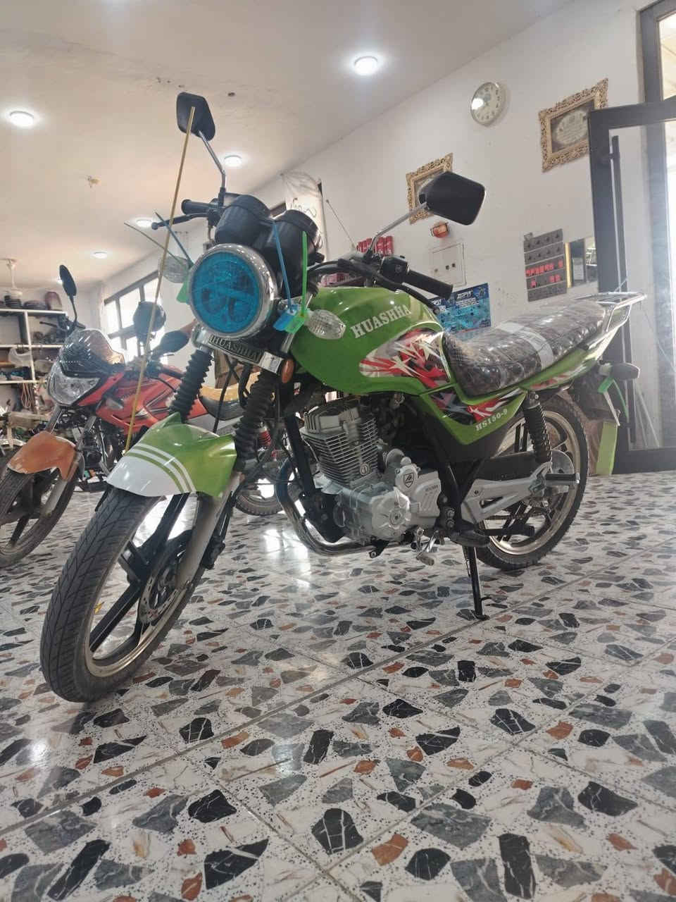 ماطور هيوشه موديل 23اوراق ما بي السعر 850الهاتف ***********
