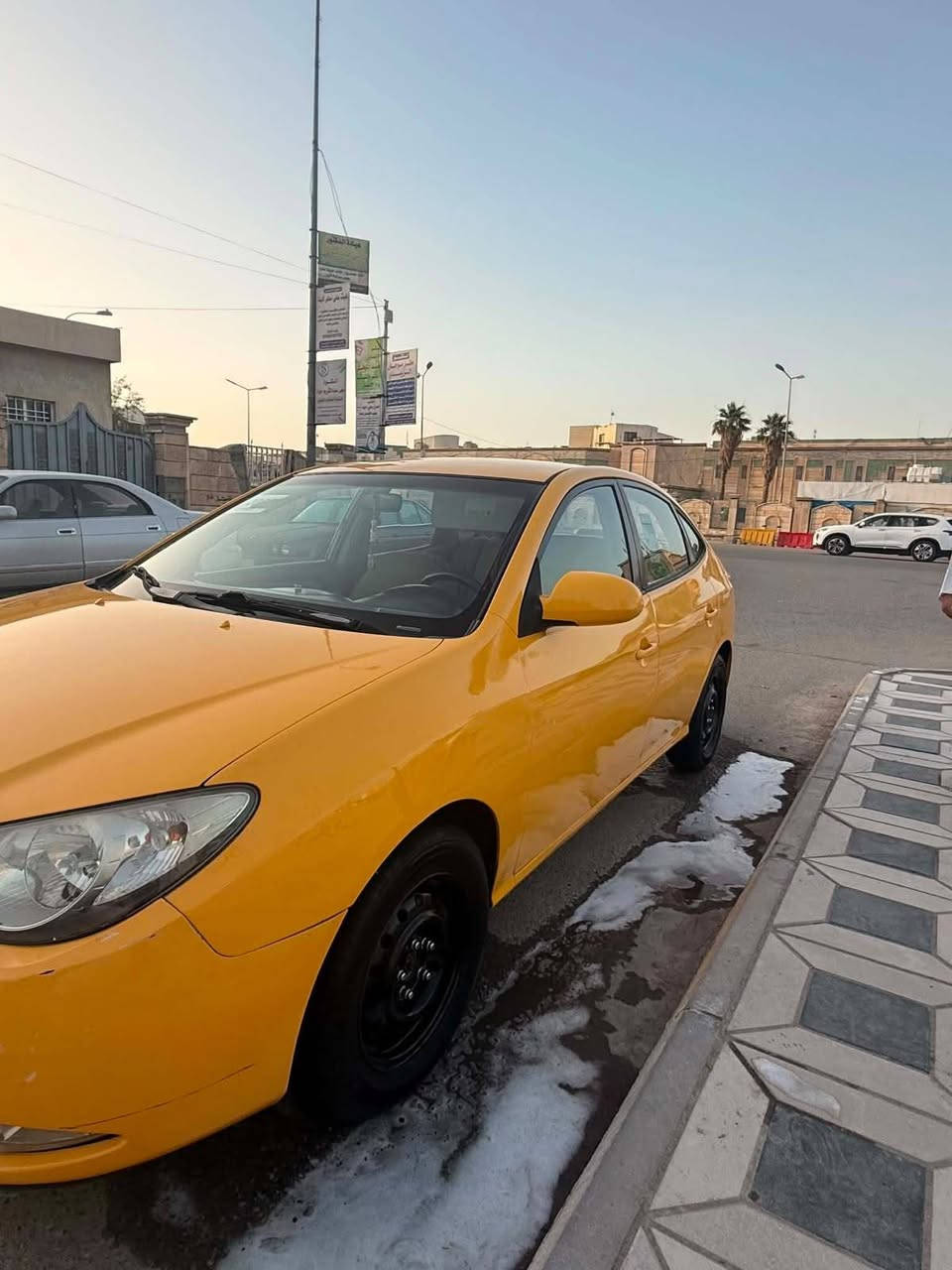 النترا مقدسه 2009 امريكي
سياره كلها ليبل واحد ولا قطعه تبديل
مكينه الفين 
صبغه جديده 
حداديه توني نافضها كلها كله مال كصه 
مكينه وكير وتبريد خير من الله 
ماعايزها شي 
بسمي سياره سنويه ل 2027
مكان ناصريه مركز 
***********
السعر 103 وبيها مجال
