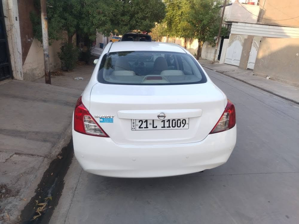 نیسان صني موديل14سيارة جديد رقم سنوية هزة كل جديد31بي بطاقة بنزين
*********** كركوك, العراق

نص مكتوب في الصور:
- مخزن چالاک
- ***********
- ***********6