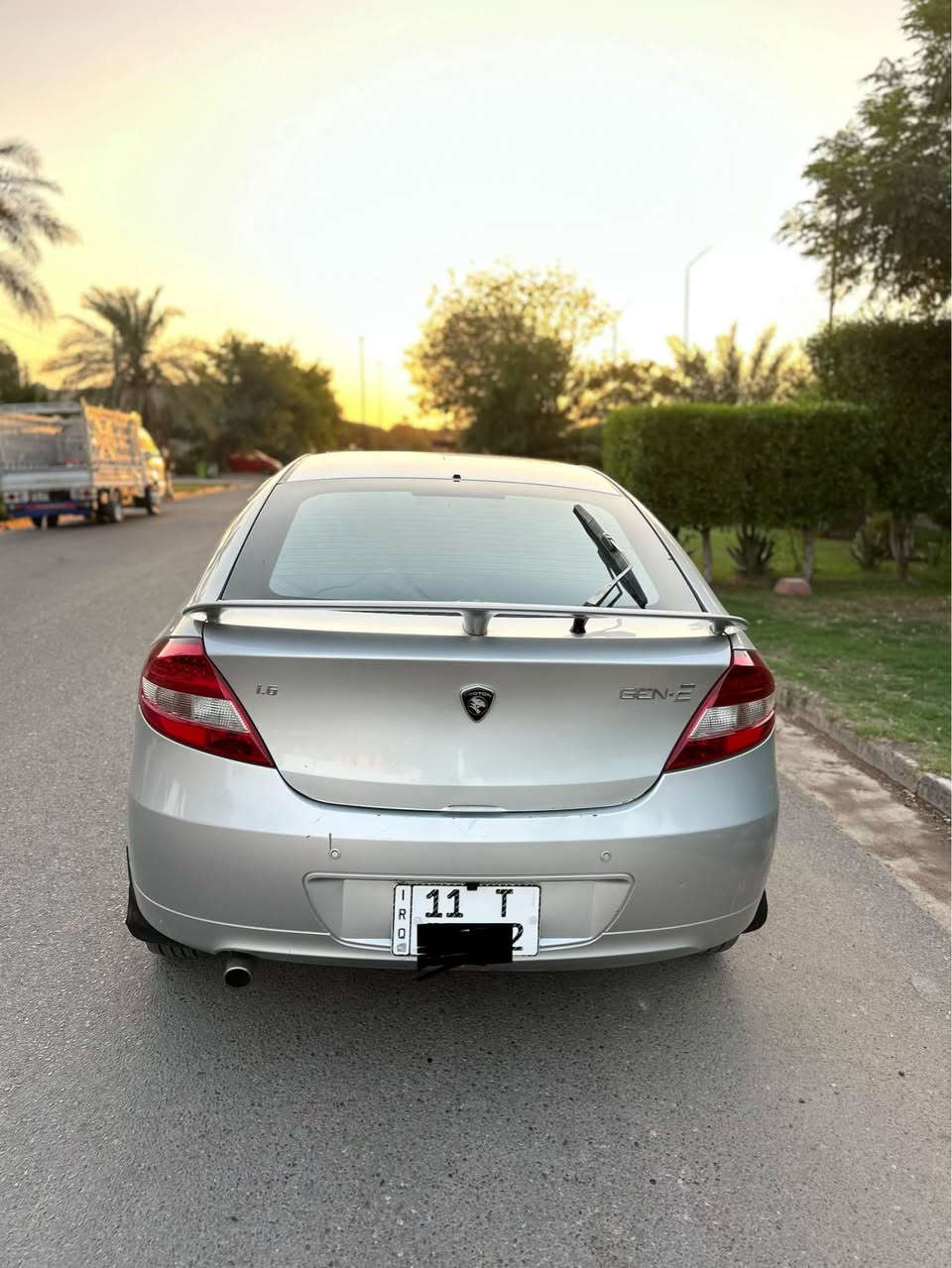 سيارة للبيع – بروتون 2016 خليجي
✨ التفاصيل:
✔️ مكينة وگير بحالة ممتازة 
✔️ الصدر الأمامي والخلفي جديد 
✔️ تايرات تخم جديدة
✔️ بطارية جديدة
✔️ ماشية 118
✔️ كتلوكاتهة موجودة 
✨تبريد ثلج ❄️
🔹  السيارة بيهة قطعتين فقط 
 رقم بغداد – التحويل ثاني يوم 
📍 الموقع: بغداد / حي الجامعة
💰 السعر: (65 وبيها مجال)

📞 للاستفسار: ابو حرير 
***********
*********** بغداد, العراق
