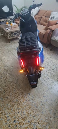 شحن فضائي • ست بطاريات • ٢٠٠٠واط