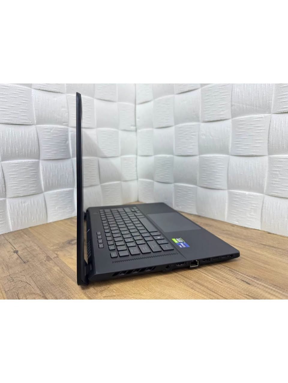 ROG Zephyrus M16 • RTX 3070 Ti • i9-12900H