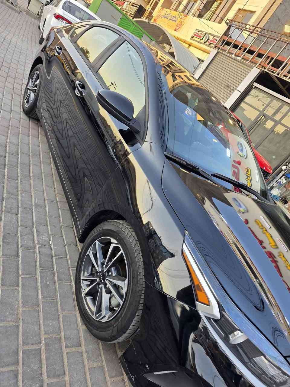 السلام عليكم #للبيع كيا فورتي 2024 وارد امريكي مواصفات lx بدون رقم تترقم محافضات شمالية
حادثهة جاملغ وبنيد بدون دواخل
ماشية 28 الف ميل
سيارة جديدة وجاهزة
مواصفات السيارة:
مكينة 2000 دوش المرغوب
شاشة وكامرة
تحكم ستيرن جهتين
درايف مود وضعيات قيادة
تبريد وتدفئة خير من الله
رادار امامي وخلفي وجانبي
مثبت سرعة تفاعلي
نقطة عمياء بالمري
مانع تزحلق
ومواصفات البقية المعروفة
مكان السيارة:بغداد سبع ابكار
السعر: 119 وبيهة مجال بسيط
بدون رقم 
للاتصال: ***********

السلام عليكم #للبيع كيا فورتي 2024 وارد امريكي مواصفات lx بدون رقم تترقم محافضات شمالية
