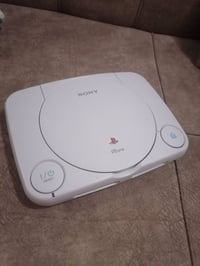 بس ون PAL • PS1 1002 • عدسة ضعيفة
