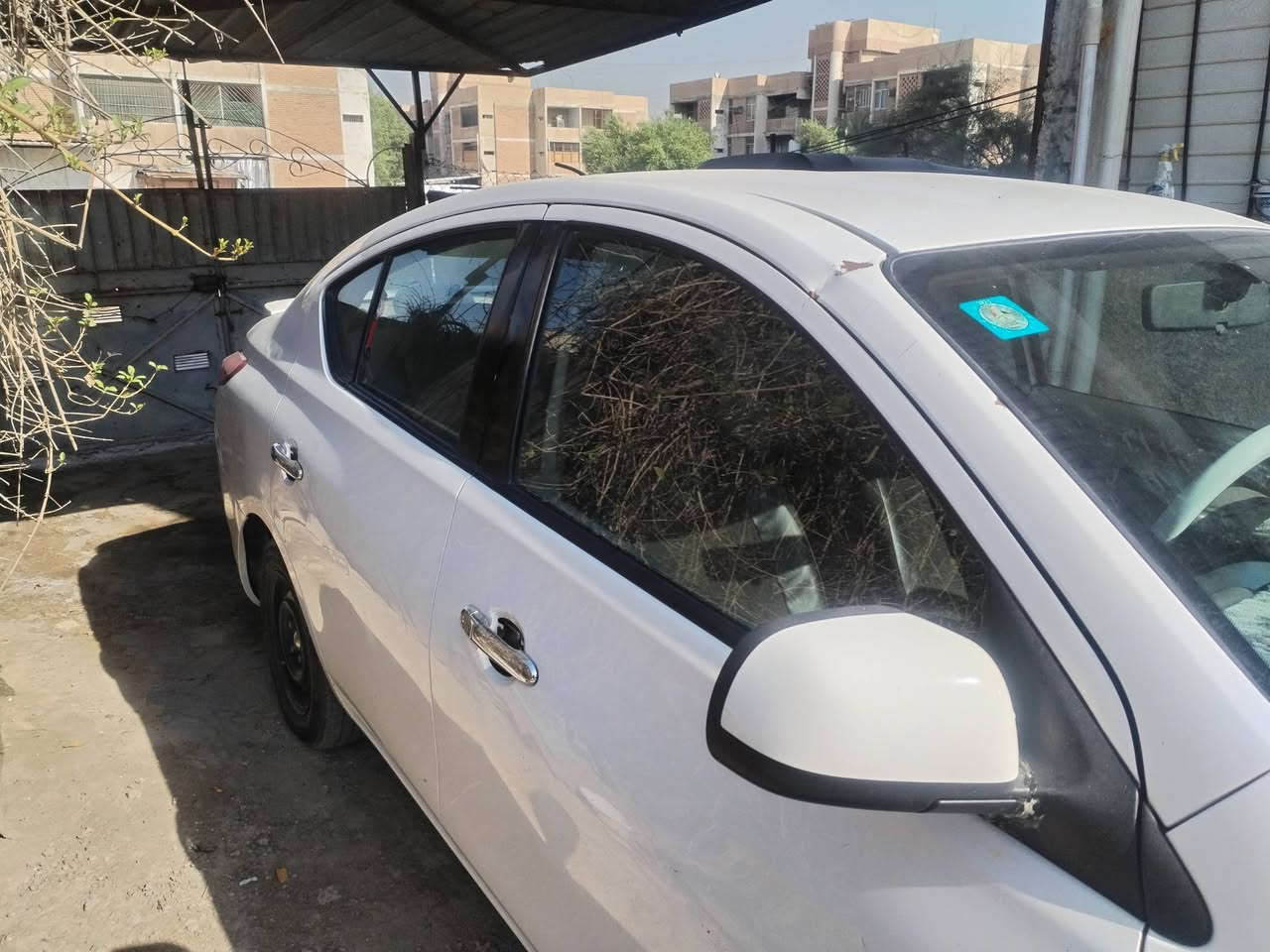 نيسان صني هندي للبيع موديل 2020 ماشية ٩٧الف رقم بغداد دولي تحويل بدون هزة مكفولة من الضربة فقط شخوط بسيطة والمكينة والگير بحالة ممتازة السعر١٠٥ وبيها مجال بسيط رقمي ***********
