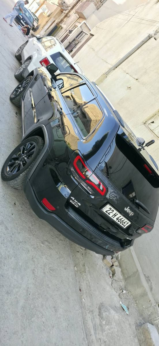 جيب لاريدو ٢٠١٧ مواصفات عتيادية 
حادث جاملغ بونيد امريكا راس ااشاصي بي عواج مملعوب بي نهائيا 
وبين بابين طرف سكن بي صبغ معجون اثر خطة خفيفة بدون داخل نهائيا يعني ٤ قطع 
ماشي ١٢٠
رقم سنوية كلة جديد شرط تحويل وكالة
رقم مميز ويا 
كير مكينة كلهة شرط لامفتوح لابي عيب 
مكان كركوك 
سعر ١٧٥
*********** كركوك, العراق
