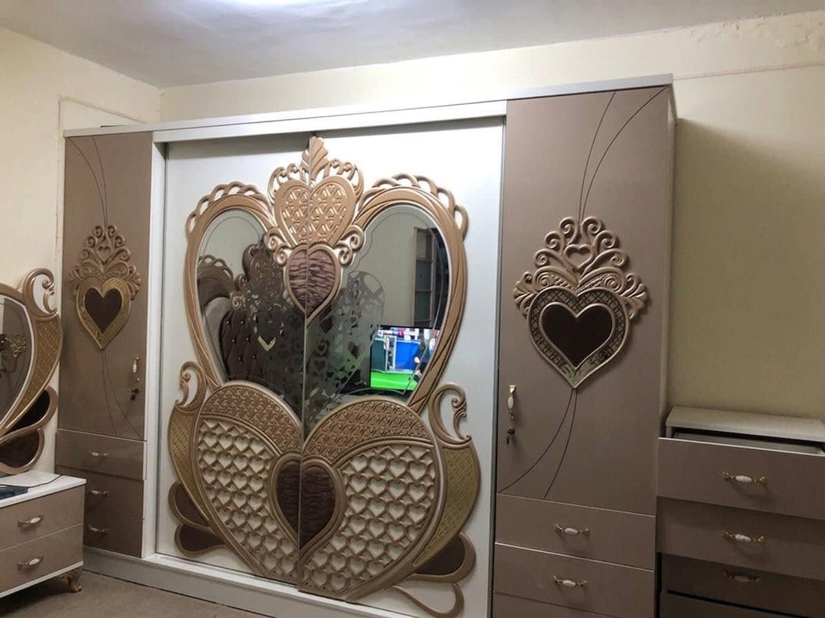 ✅ نظيفة ومحافظة عليها
✅ تصميم مميز وديكورات جميلة
✅ البيع كطقم كامل

💰 السعر: [500 وبيها مجال]
📍 المكان: [كركوك منطقة عرفه]
📞 *********** 🌹
